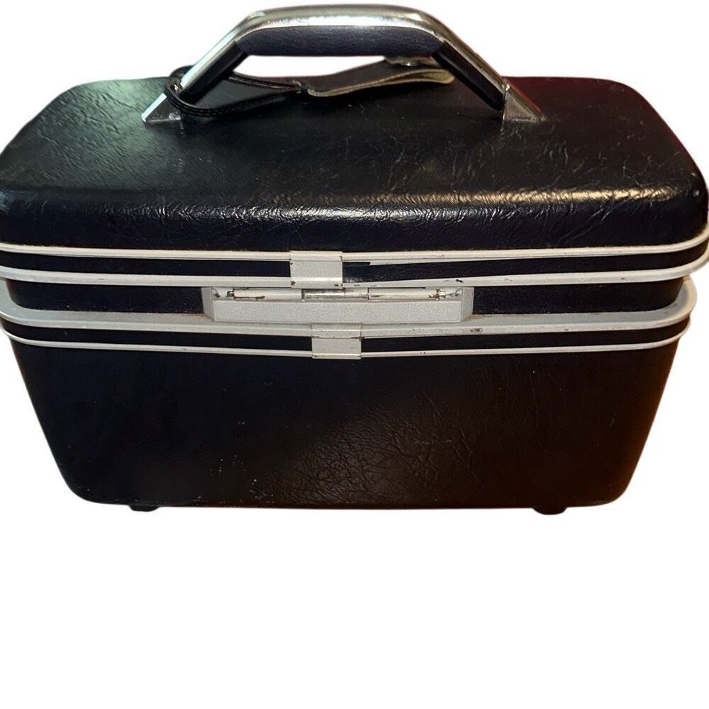 Vtg Blue Samsonite Navy Silhouette Hard Shell Train/Cosmetic/Makeup Case Chrome